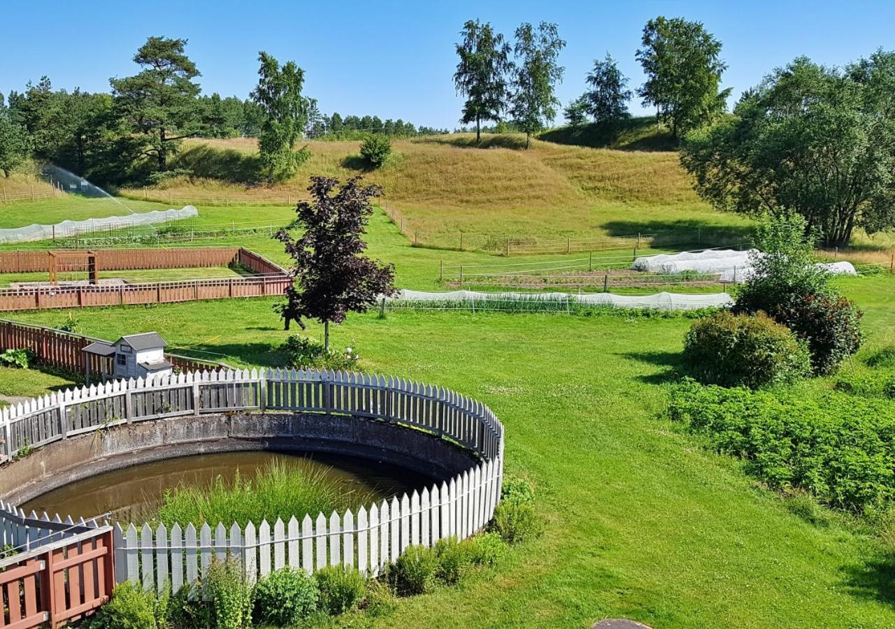 Flora Dekor Gaestgard Guest House Alingsås Exterior photo