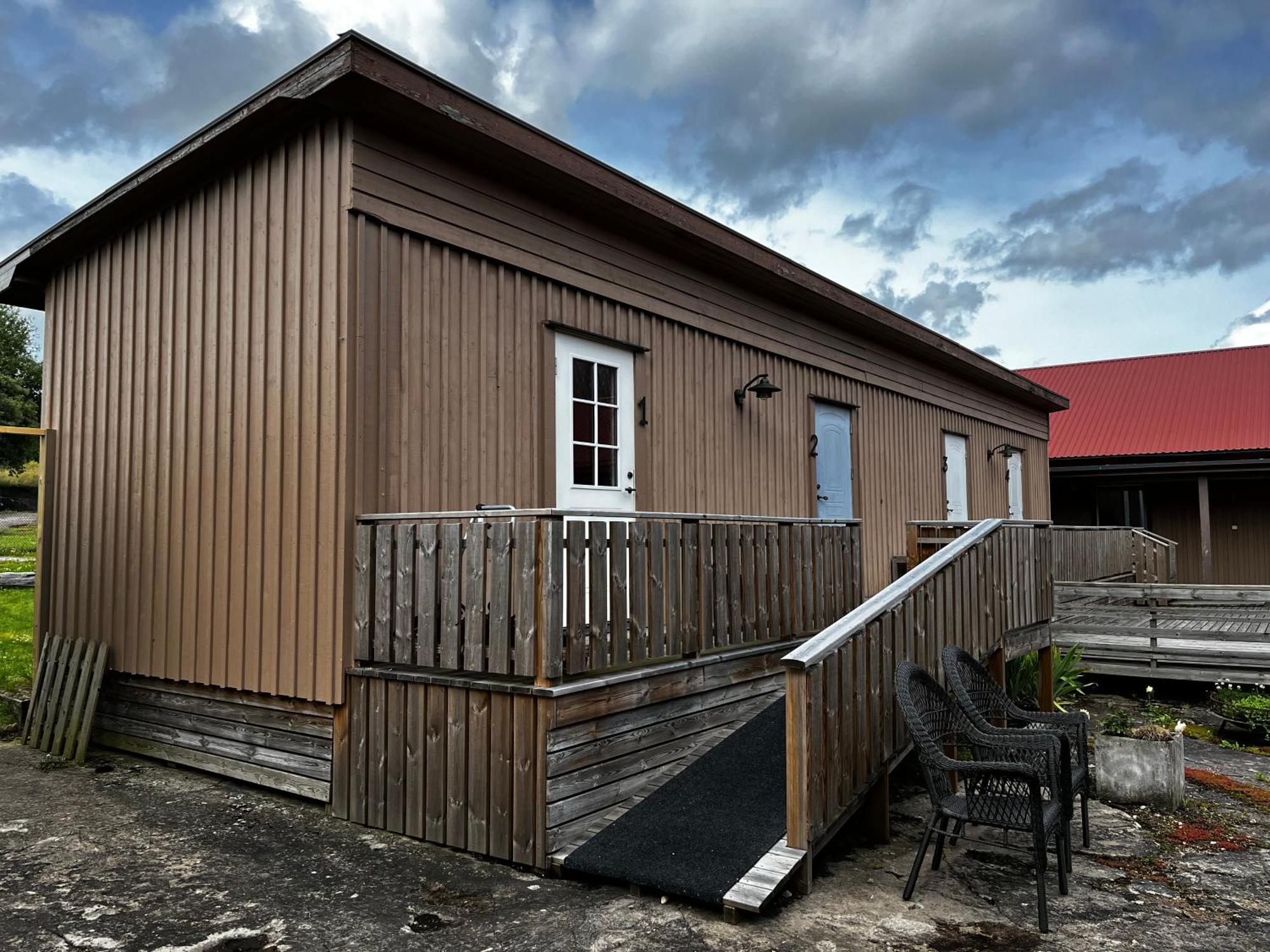 Flora Dekor Gaestgard Guest House Alingsås Exterior photo